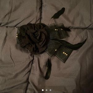 Burlesque flower hairpiece